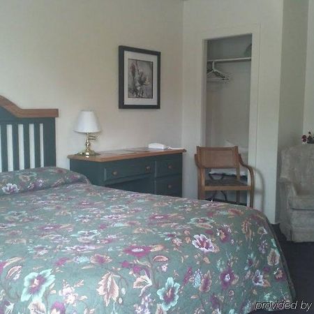 Manor Motel أشلاند المظهر الخارجي الصورة